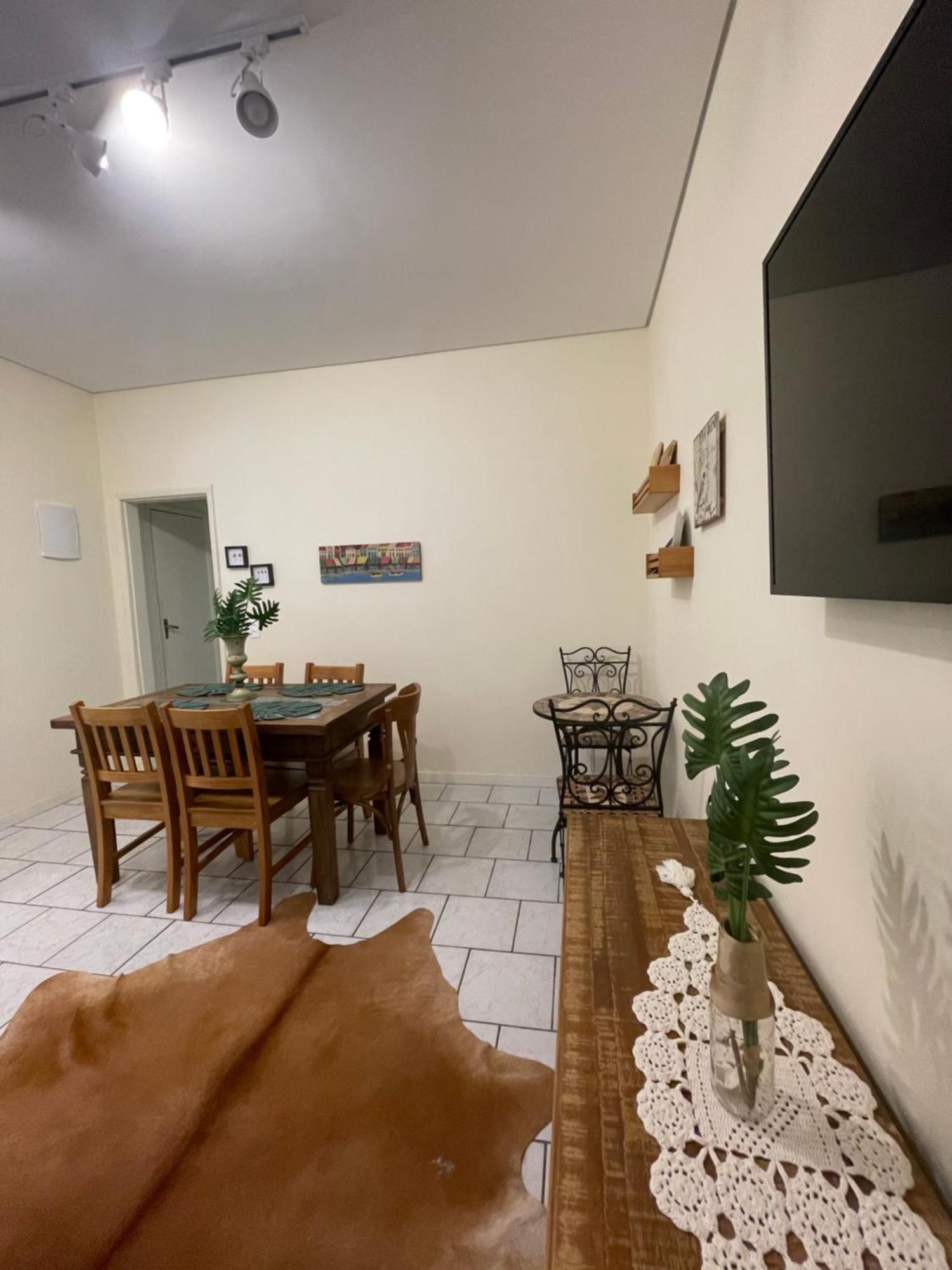 Charmoso Apto De 2 Quartos A 100M Do Mar, Super Central Appartement Balneário Camboriú Buitenkant foto